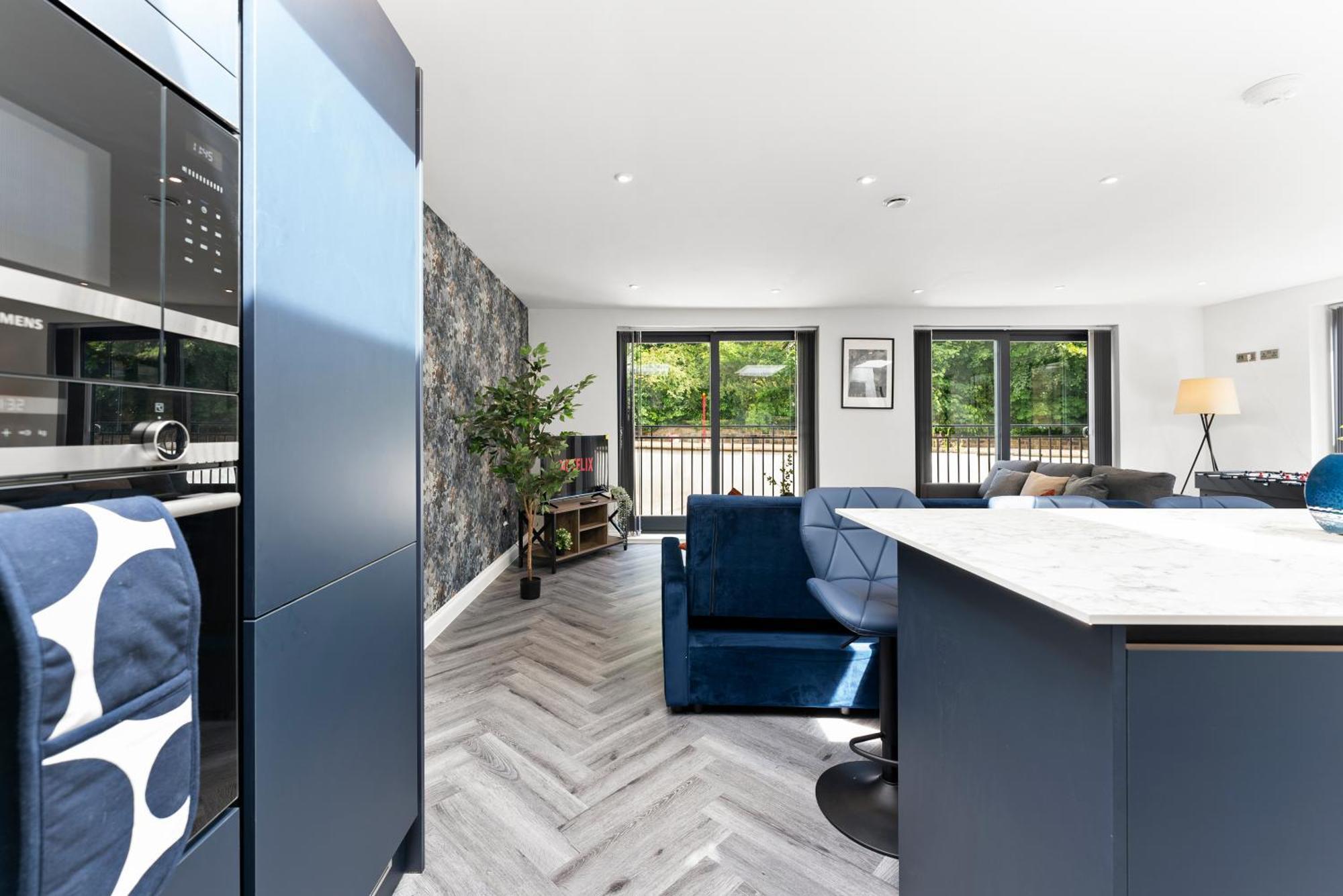 Stylish Large Leeds Apartment - Parking Eksteriør billede